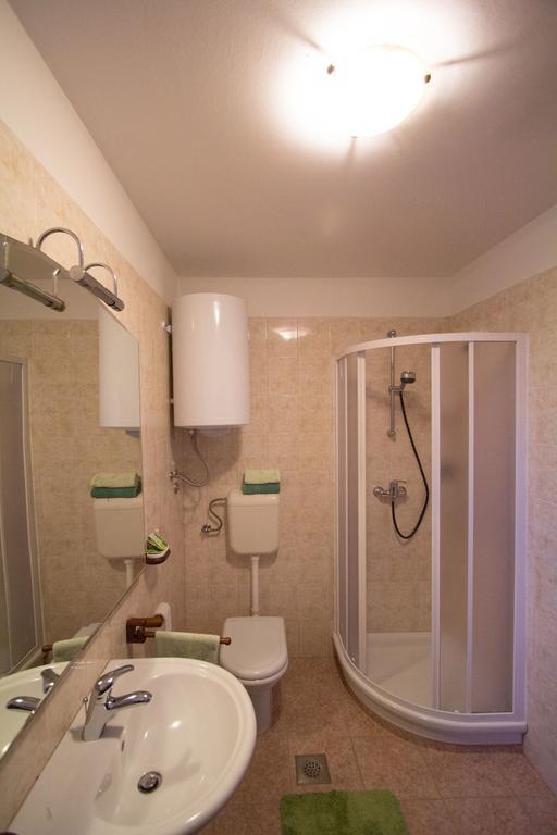 Apartment Cherry Ровінь Номер фото