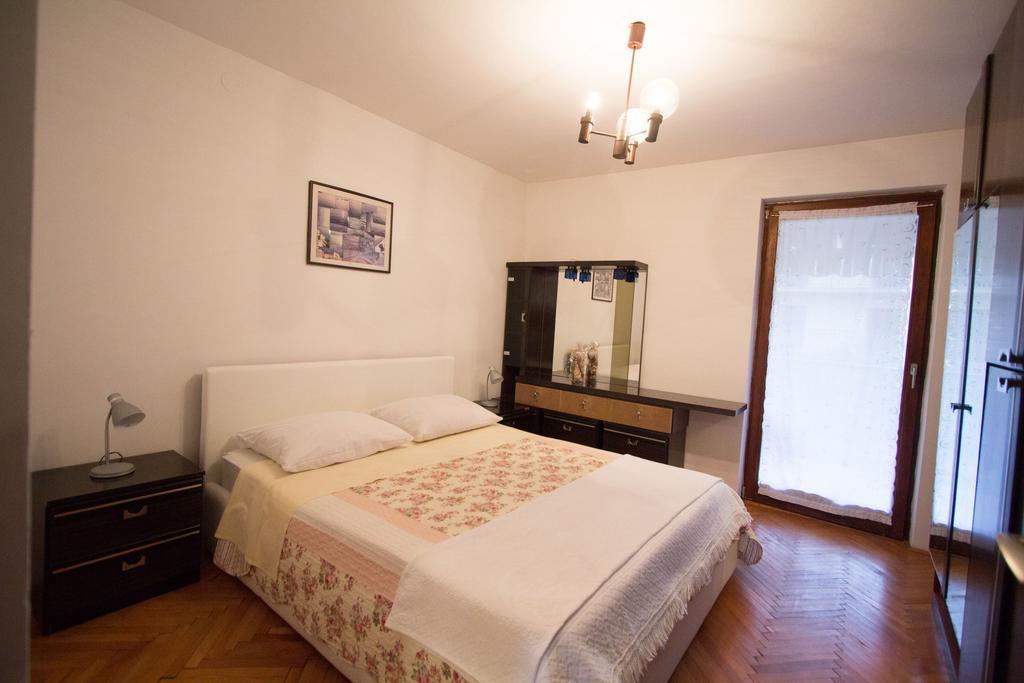 Apartment Cherry Ровінь Номер фото