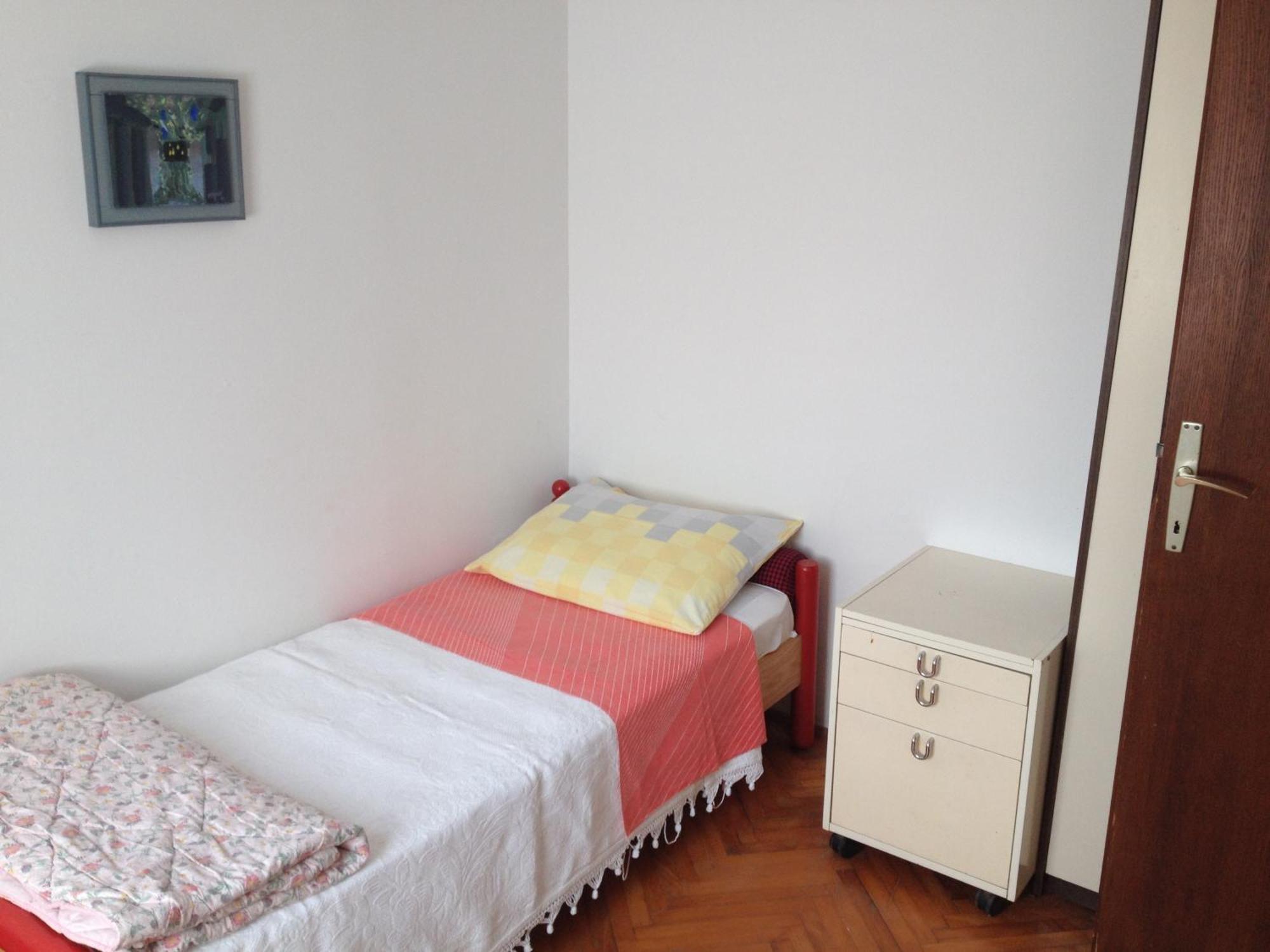 Apartment Cherry Ровінь Екстер'єр фото